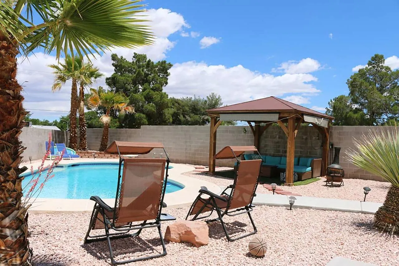 Vegas Getaway, Pool, Basket Ball, Games, Cook Las Vegas 0*,