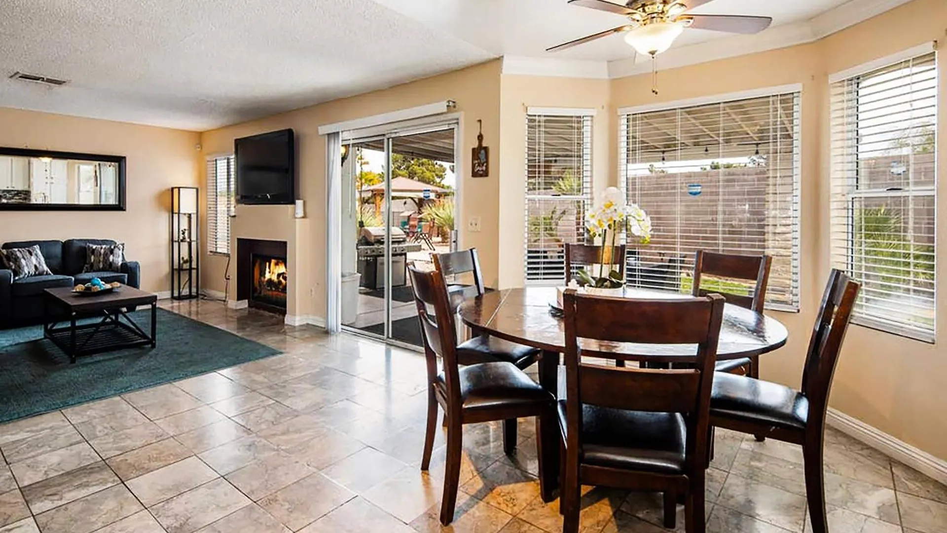 Vegas Getaway, Pool, Basket Ball, Games, Cook Las Vegas